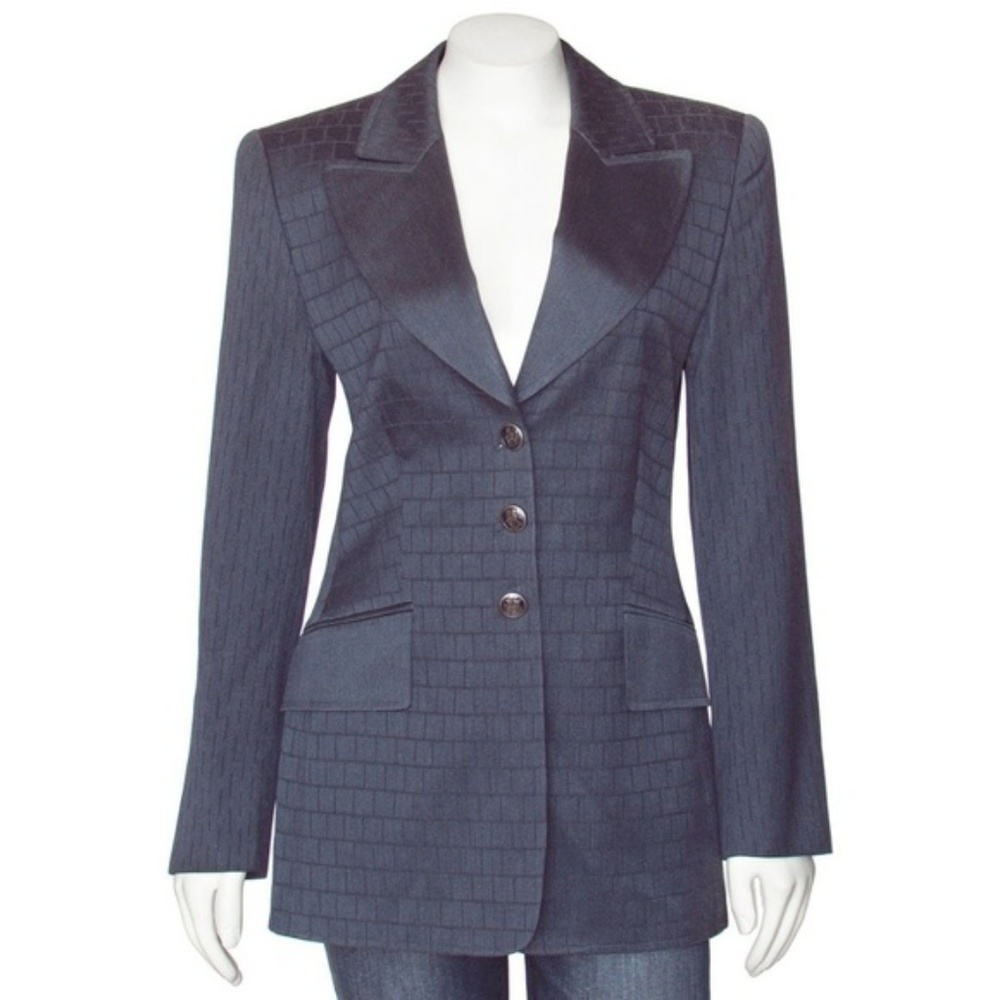 PERFECT for FALL 🍂🍁 Escada Gray Wool Blazer